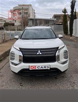 ميتسوبيشي اوتلاندر